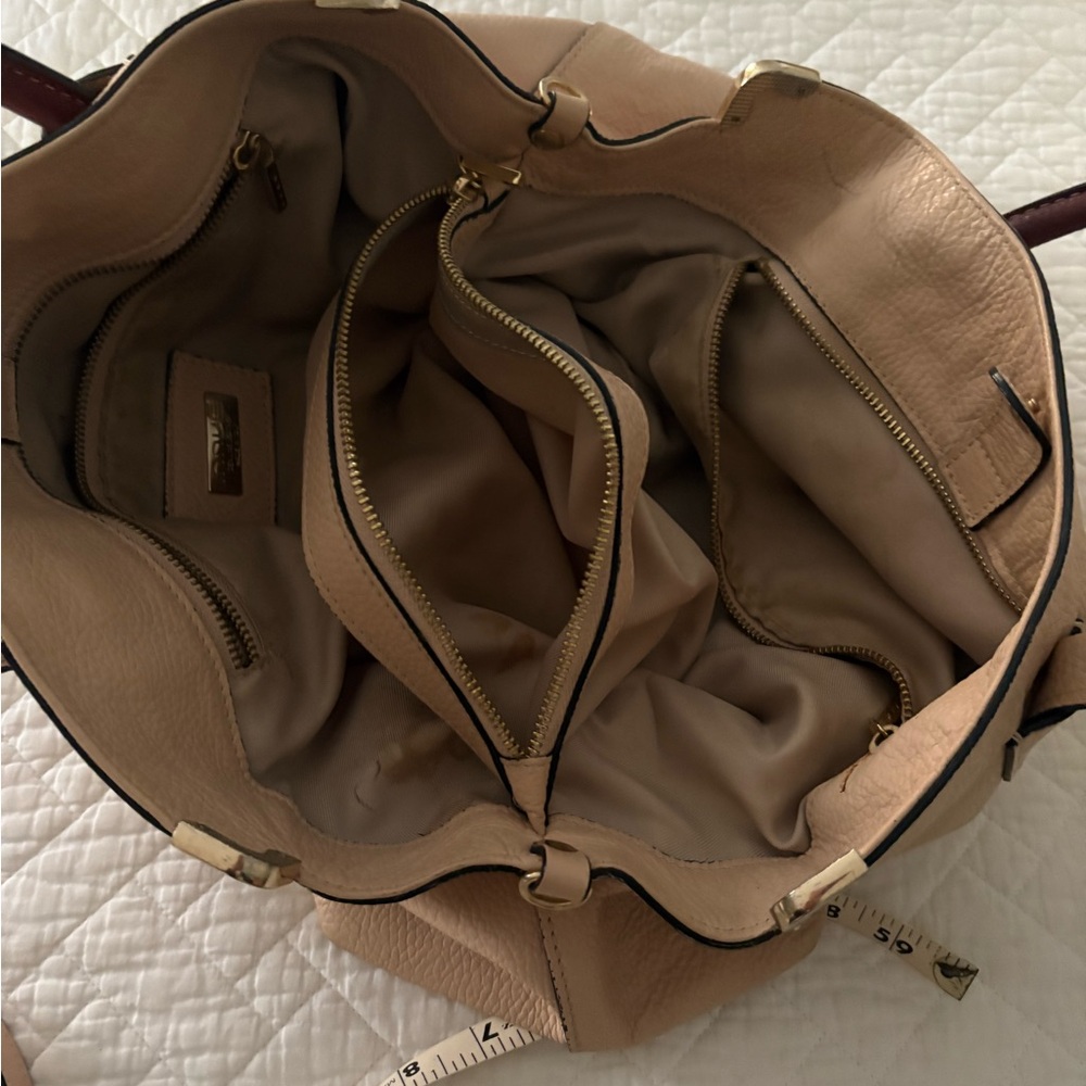 Innue Pink Leather Handbag - Picture 8 of 11